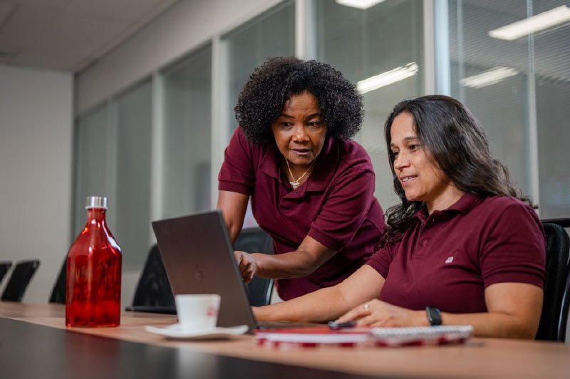 Contact Forno de Minas Team